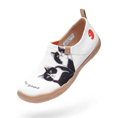 UIN Footwear- Milky Kitty Women US size 7.5