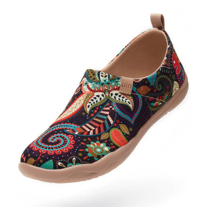 UIN Footwear - Wonder Mandala Toledo- US women’s size 10