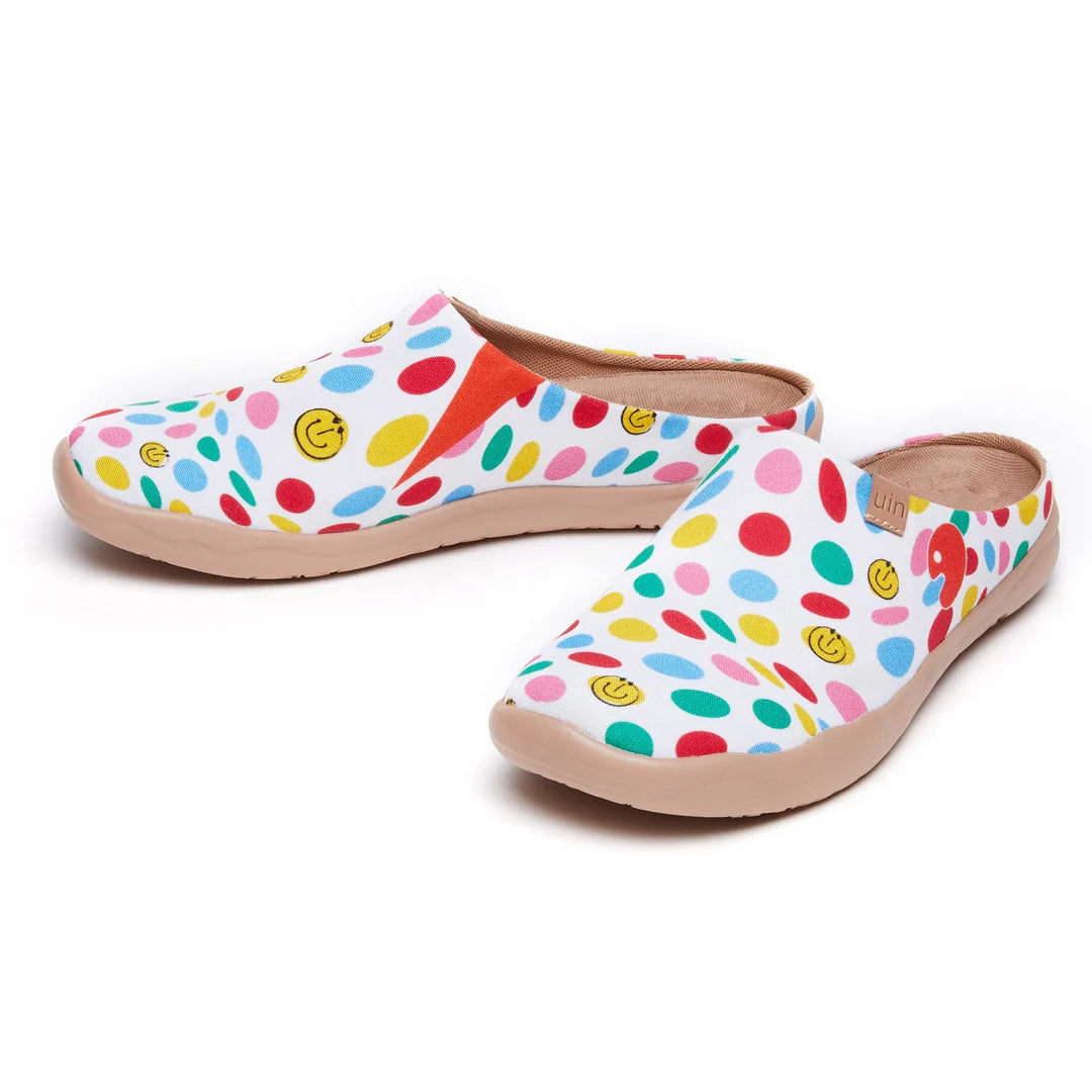 UIN Footwear- Dotted Joy 2- Women’s 6